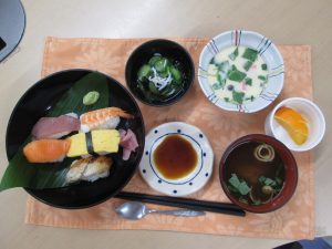 昼食握り寿司食べ放題＆皆が熱くなるゲーム(平成31年3月24日)