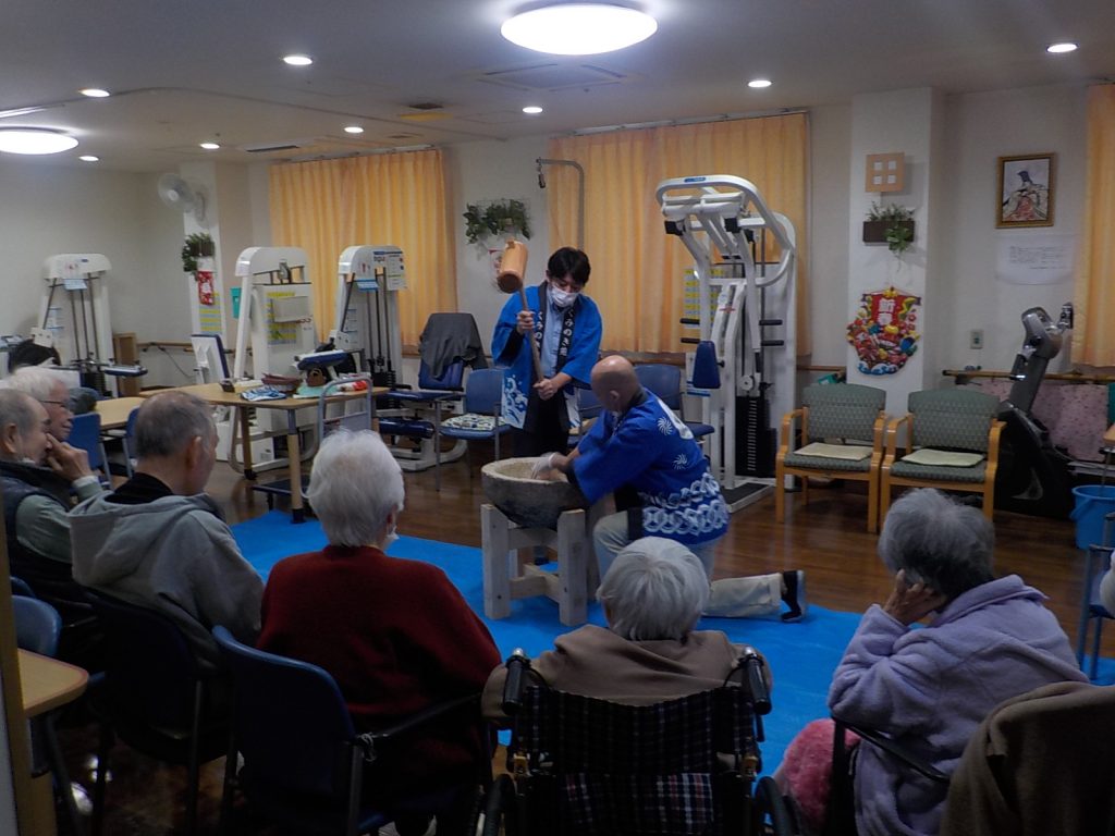 新年！もちつき大会(令和２年１月５日)