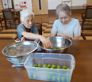 梅シロップで梅ジュース(≧▽≦)