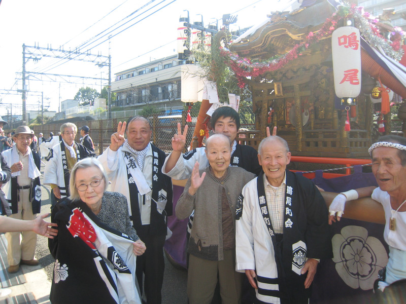 地域の秋祭り(小規模多機能ホーム千寿便り　H23年10月8日)