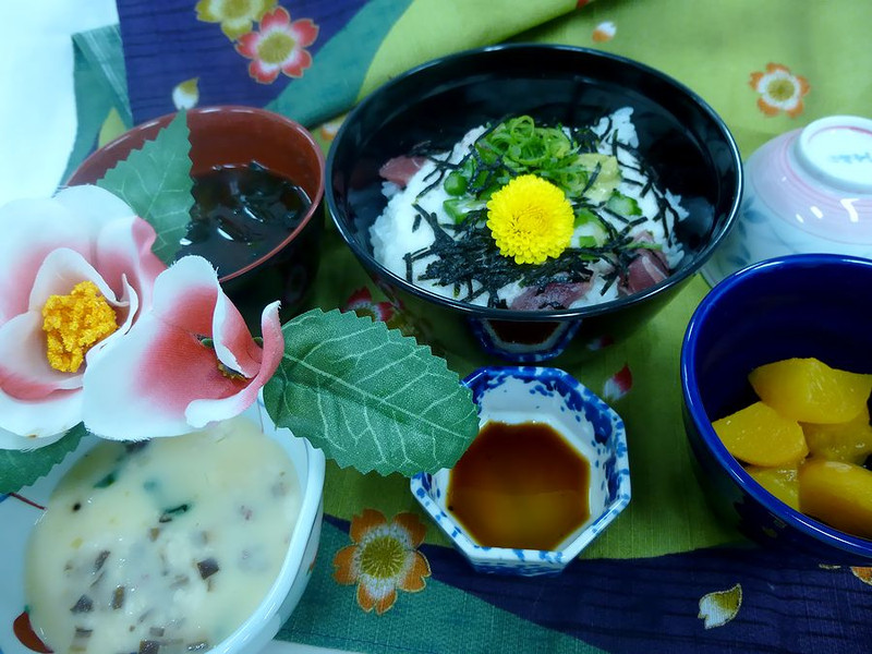 マグロの山かけ丼!!