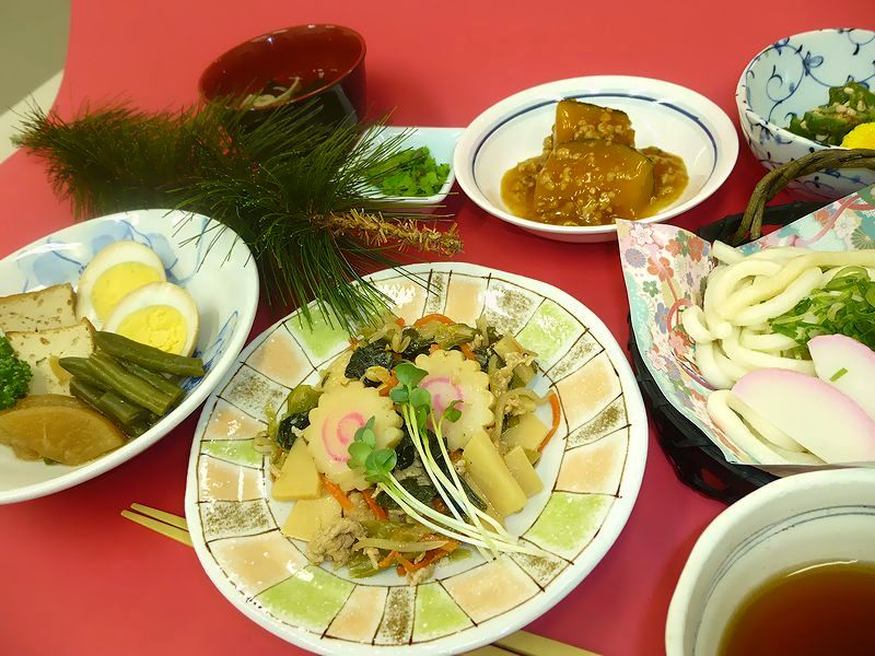 ちんげん菜！御うどん！おでん！3種の選択食