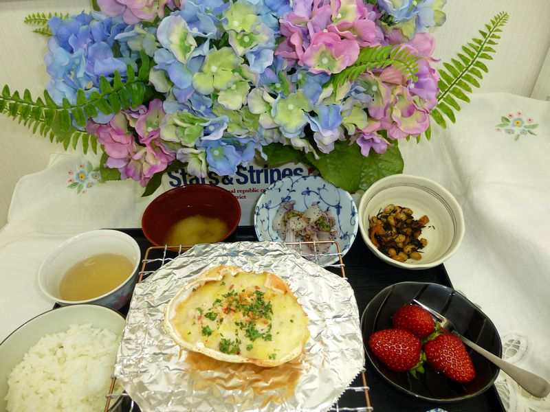 5月イベント食　網焼きⅠ（かに甲羅グラタン）