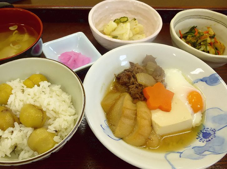 くりご飯とすき焼風煮付け！！