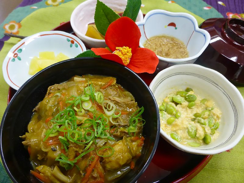 カレー丼！！