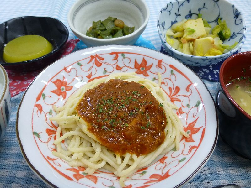 ミートソーススパゲティ…(^_−)−☆