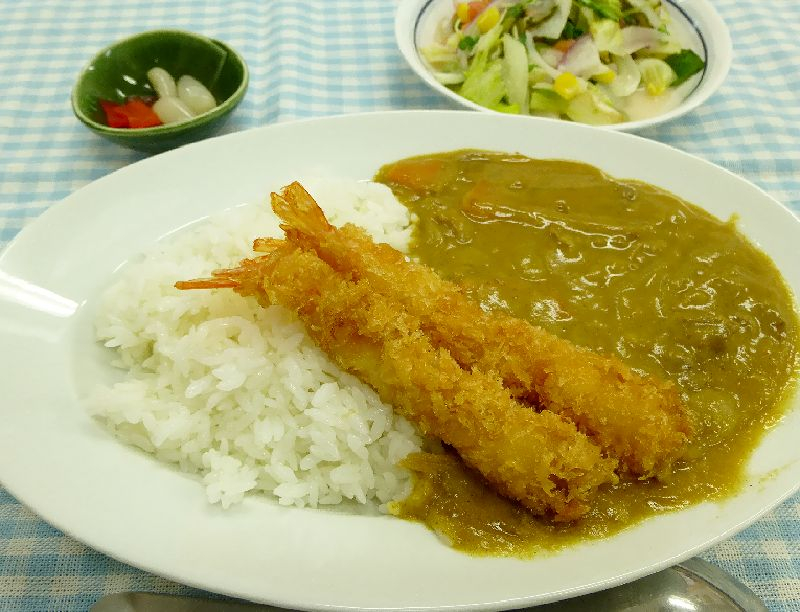 カレーライス…(^_−)−☆