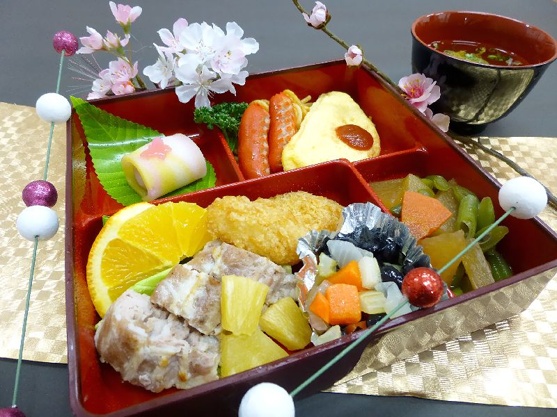 幕の内弁当Ⅲ…(^_−)−☆