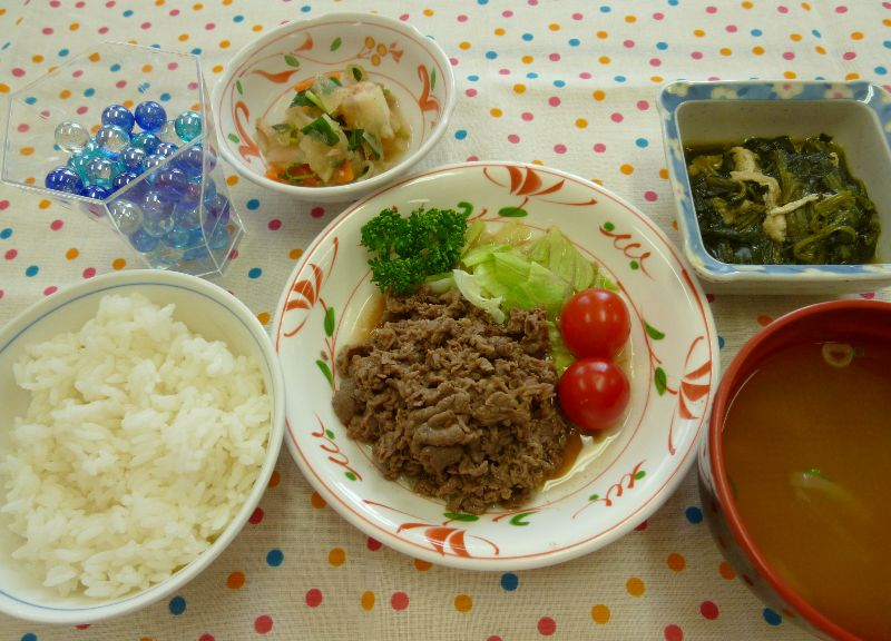 くみのき苑　ゆらら発 　牛肉の柚子胡椒風味！！…(^_−)−☆