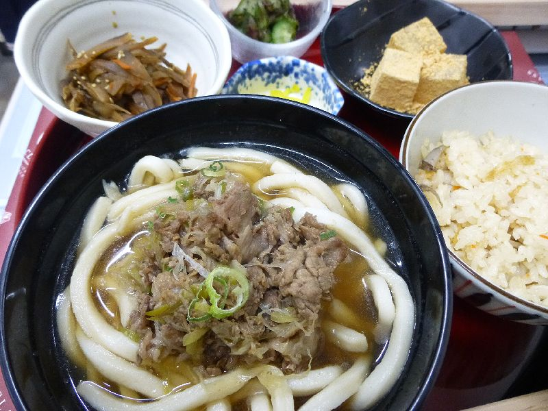 くみのき苑堺北　肉うどん　！！…(^_−)−☆