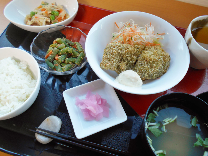 くみのき苑もず陵南　たらの磯辺揚げ