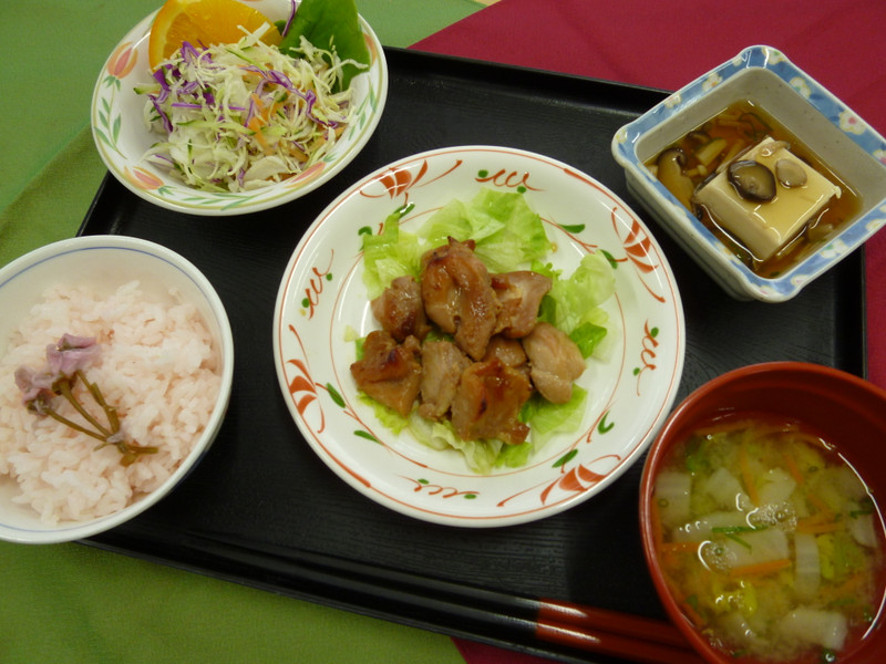 ◇◆くみのき苑 ゆらら　照焼チキン　◆◇　