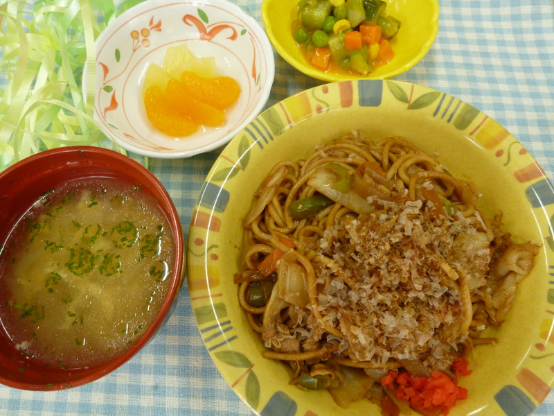 くみのき苑　ゆらら　☆　ソース焼そば　☆