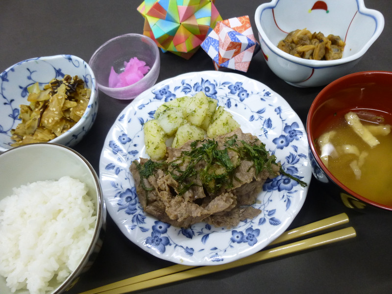 くみのき苑堺北　牛肉の和風卸焼