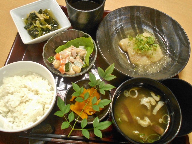 くみのき苑もず陵南　カレイの卸煮