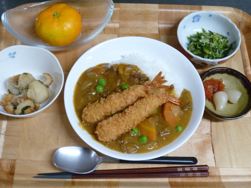 くみのき苑本部　えびカレー