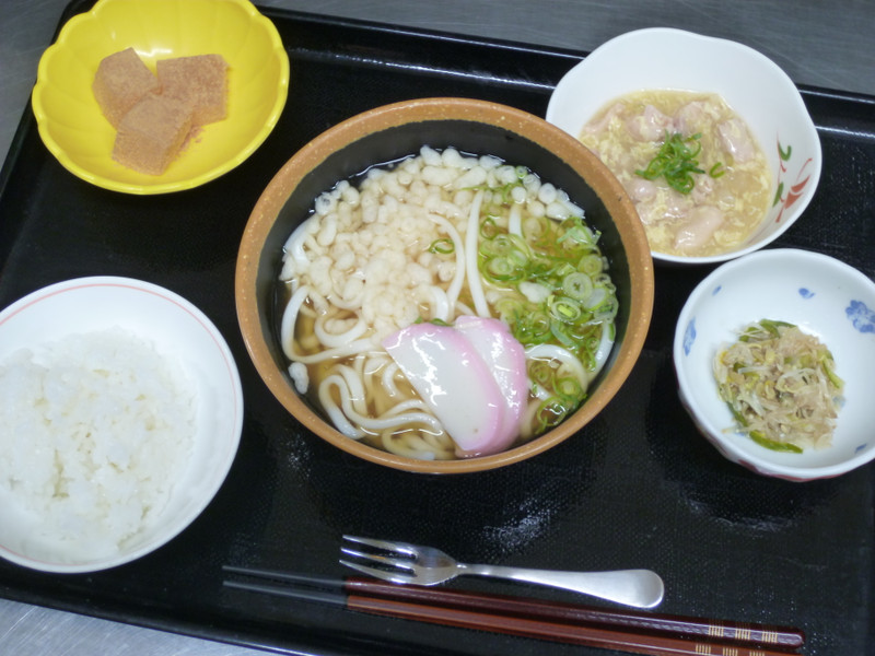 くみのき苑本部　あんかけうどん