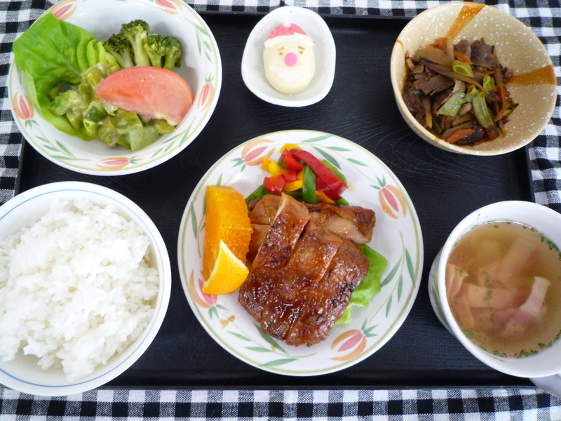 くみのき苑ゆらら　ローストチキン