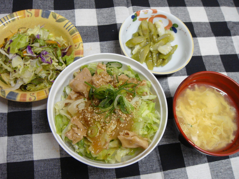 くみのき苑本部　豚丼