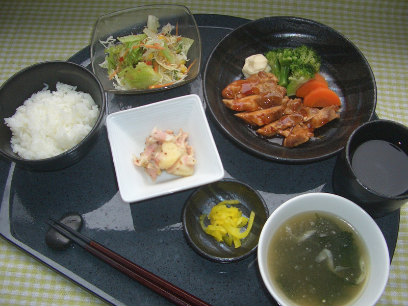 ☆くみのき苑 もず陵南 チキンステーキ☆