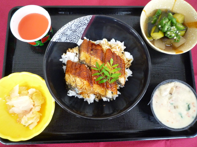 くみのき苑ゆらら　うなぎ丼