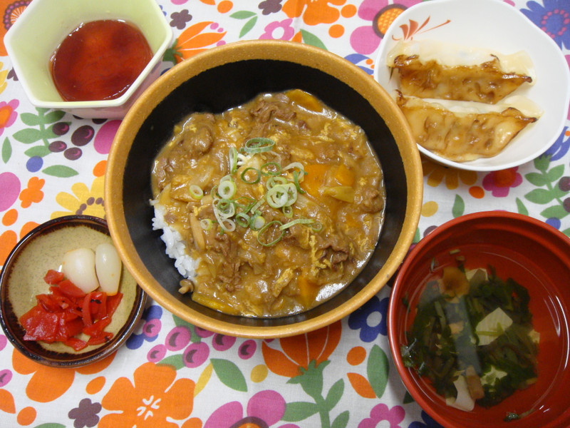 くみのき苑本部　カレー丼