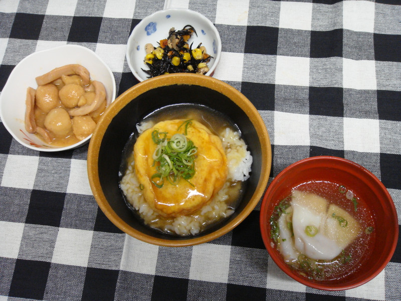 くみのき苑本部　かに玉のあんかけ丼