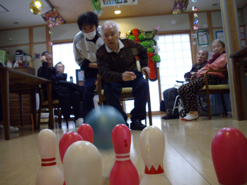 ☆27年第一回フロアーボーリング大会☆