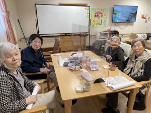 大みそかに新年１月のカレンダー作り！！