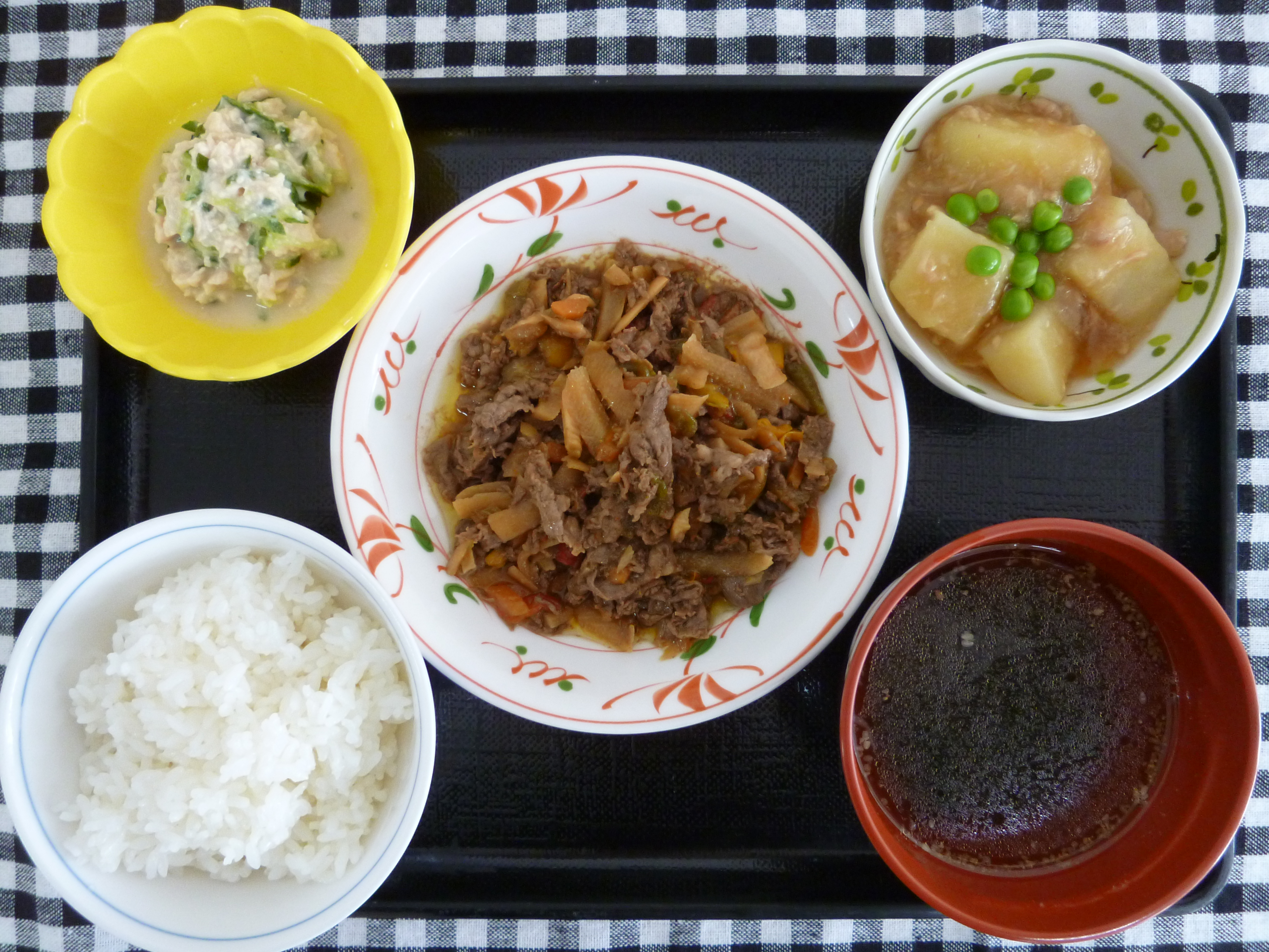 くみのき苑ゆらら　青椒肉絲