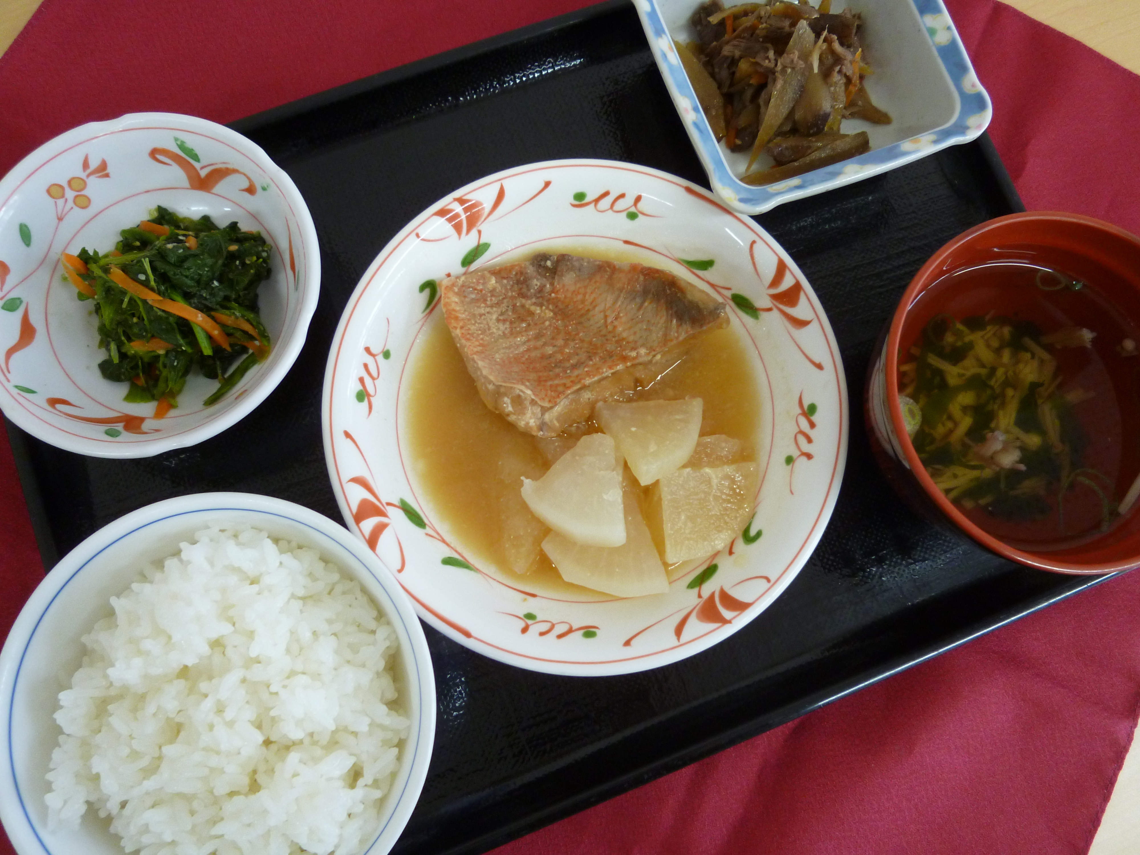 くみのき苑ゆらら　赤魚の味噌煮