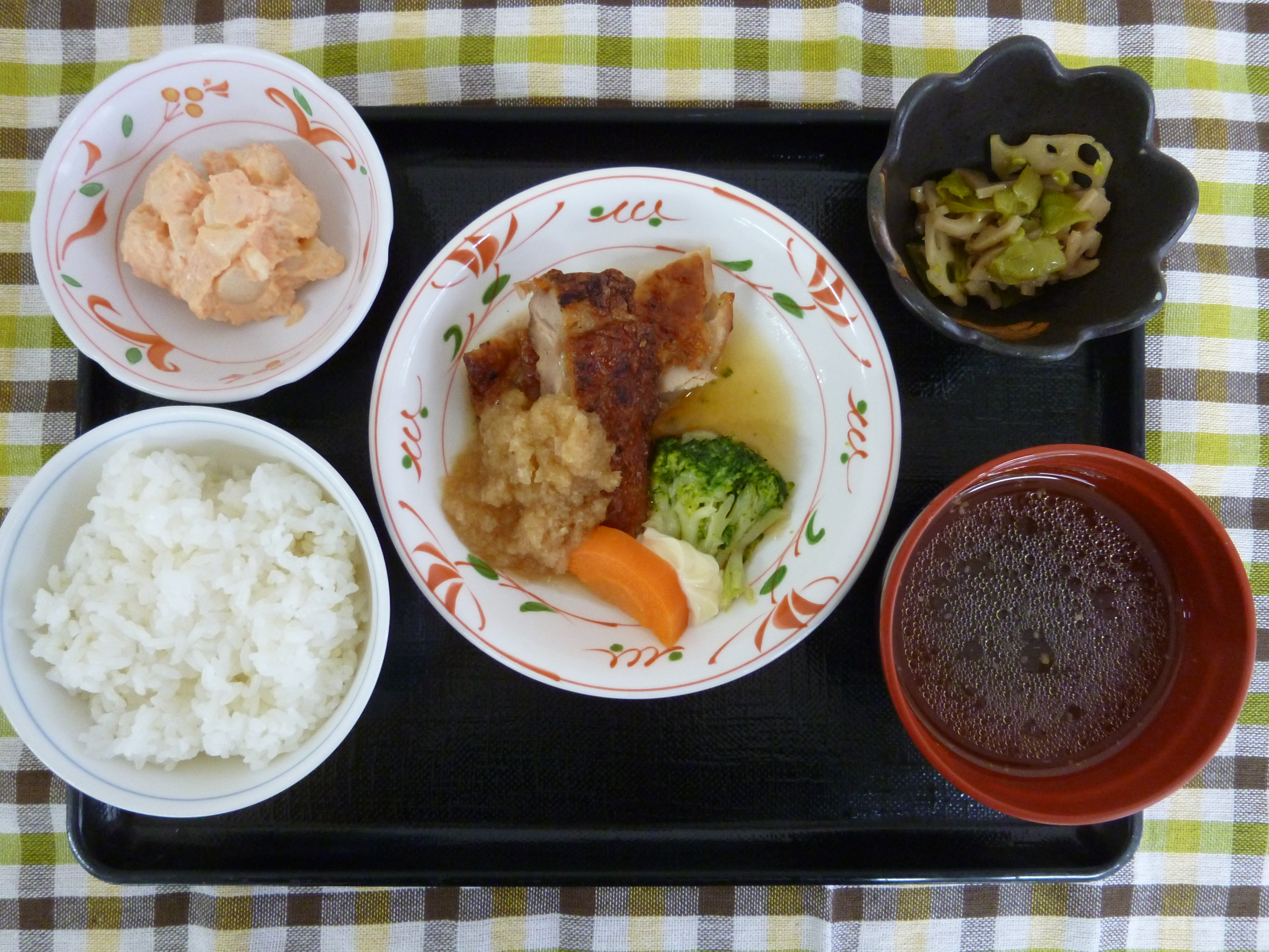 くみのき苑ゆらら　チキンステーキ