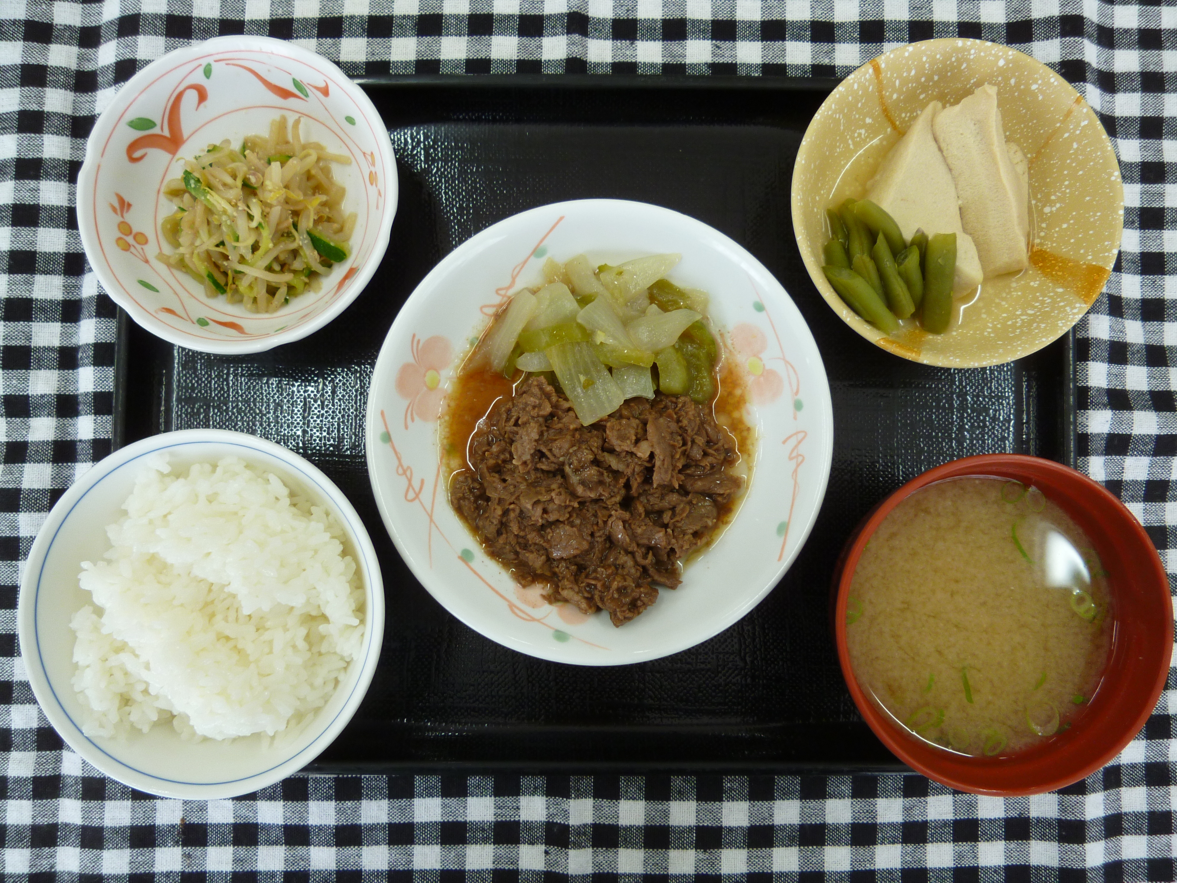 くみのき苑ゆらら　牛肉のつけ焼