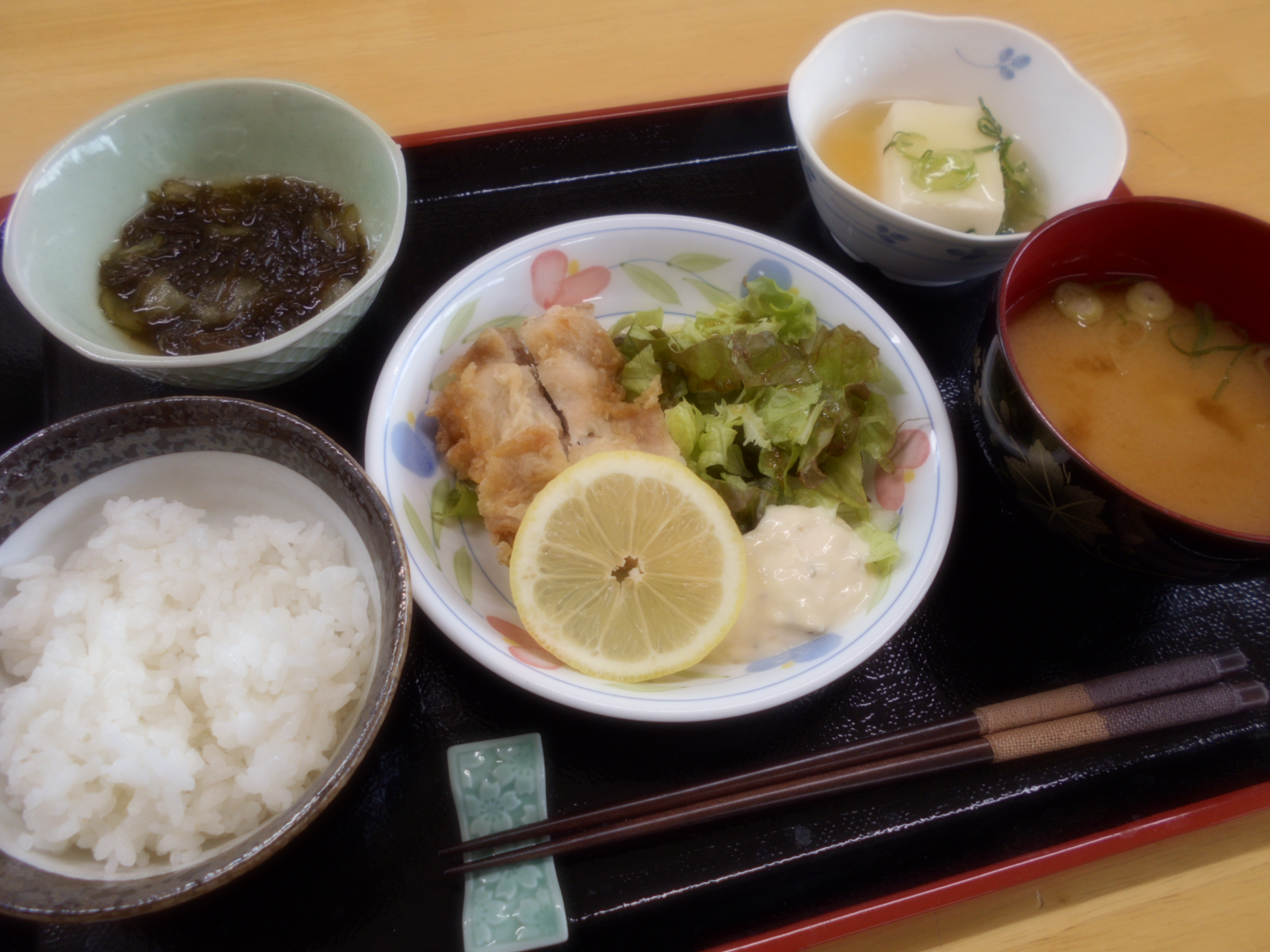 くみのき苑本部　チキン南蛮