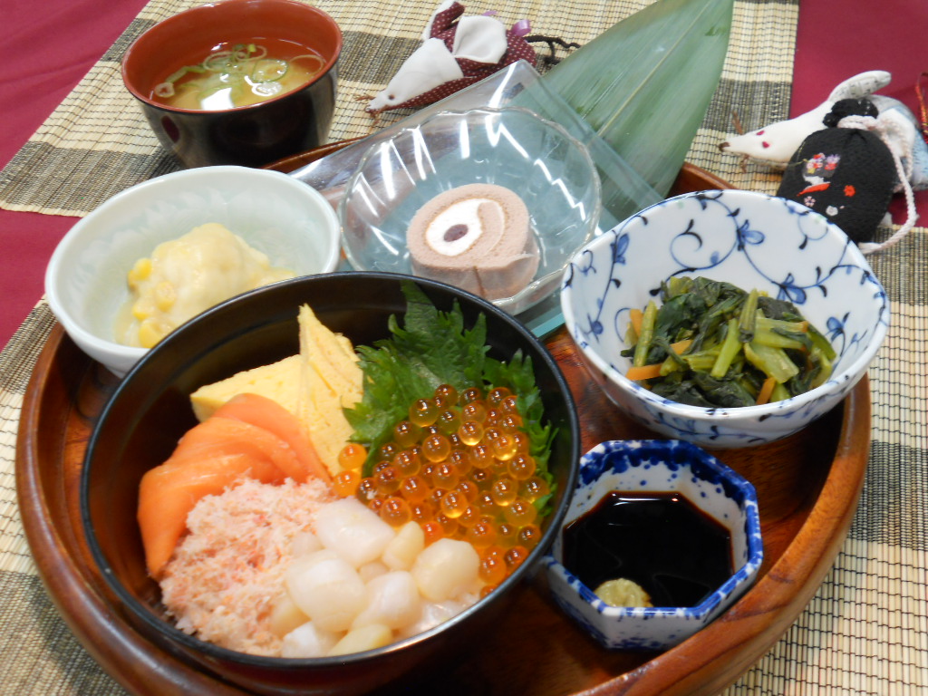 くみのき苑堺北　北海丼