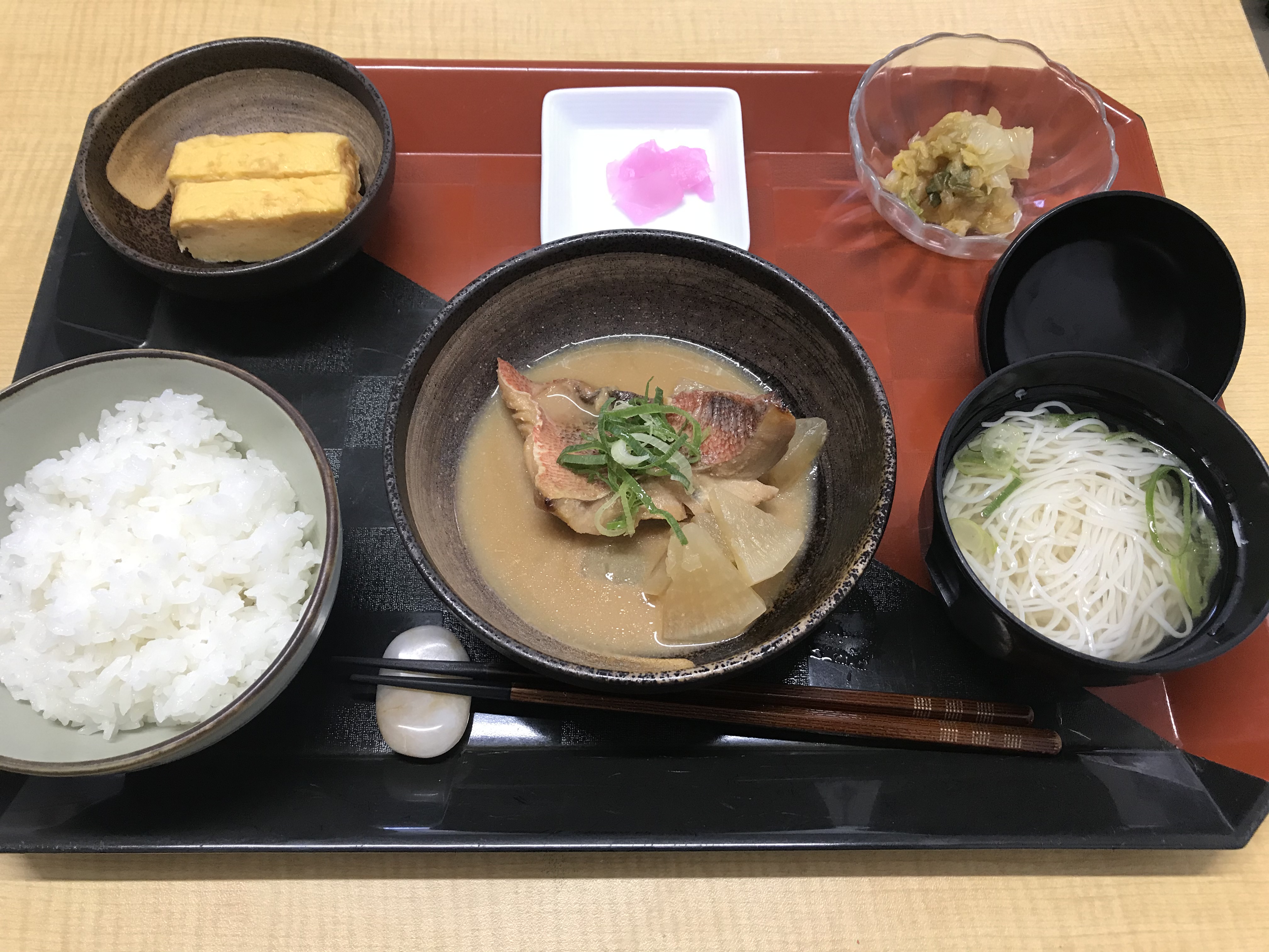 くみのき苑もず陵南　赤魚の味噌煮