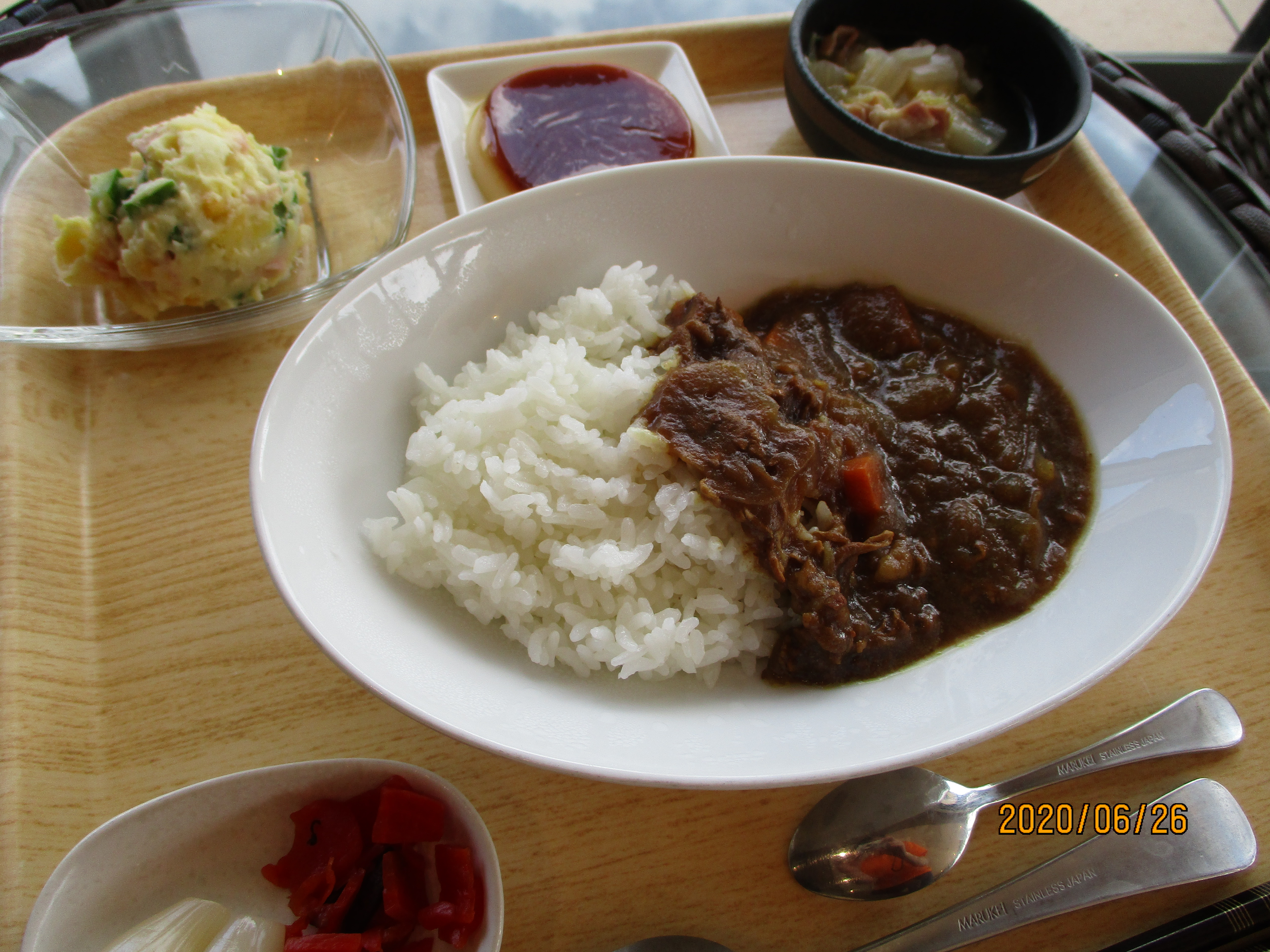 くみのき苑しらさぎ　カレーライス