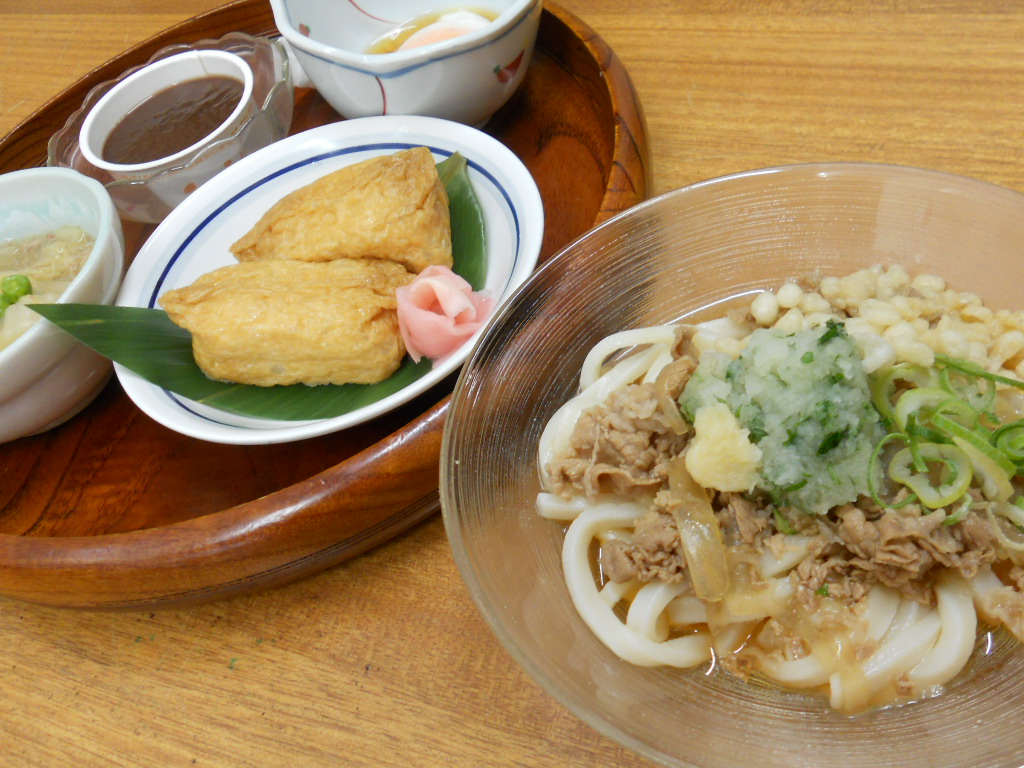 くみのき苑堺北　牛肉卸ぶっかけうどん