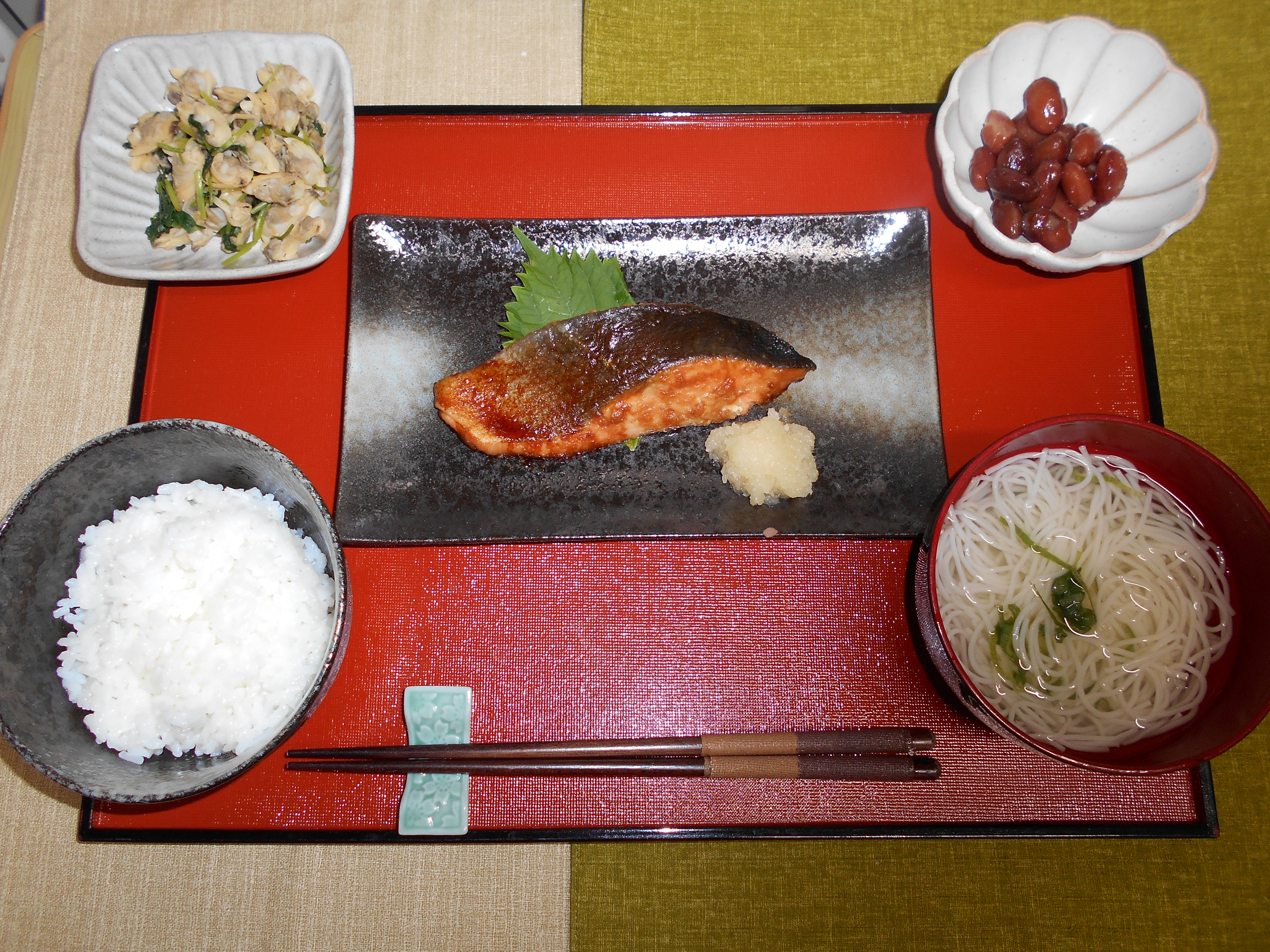 くみのき苑本部　鮭の照焼