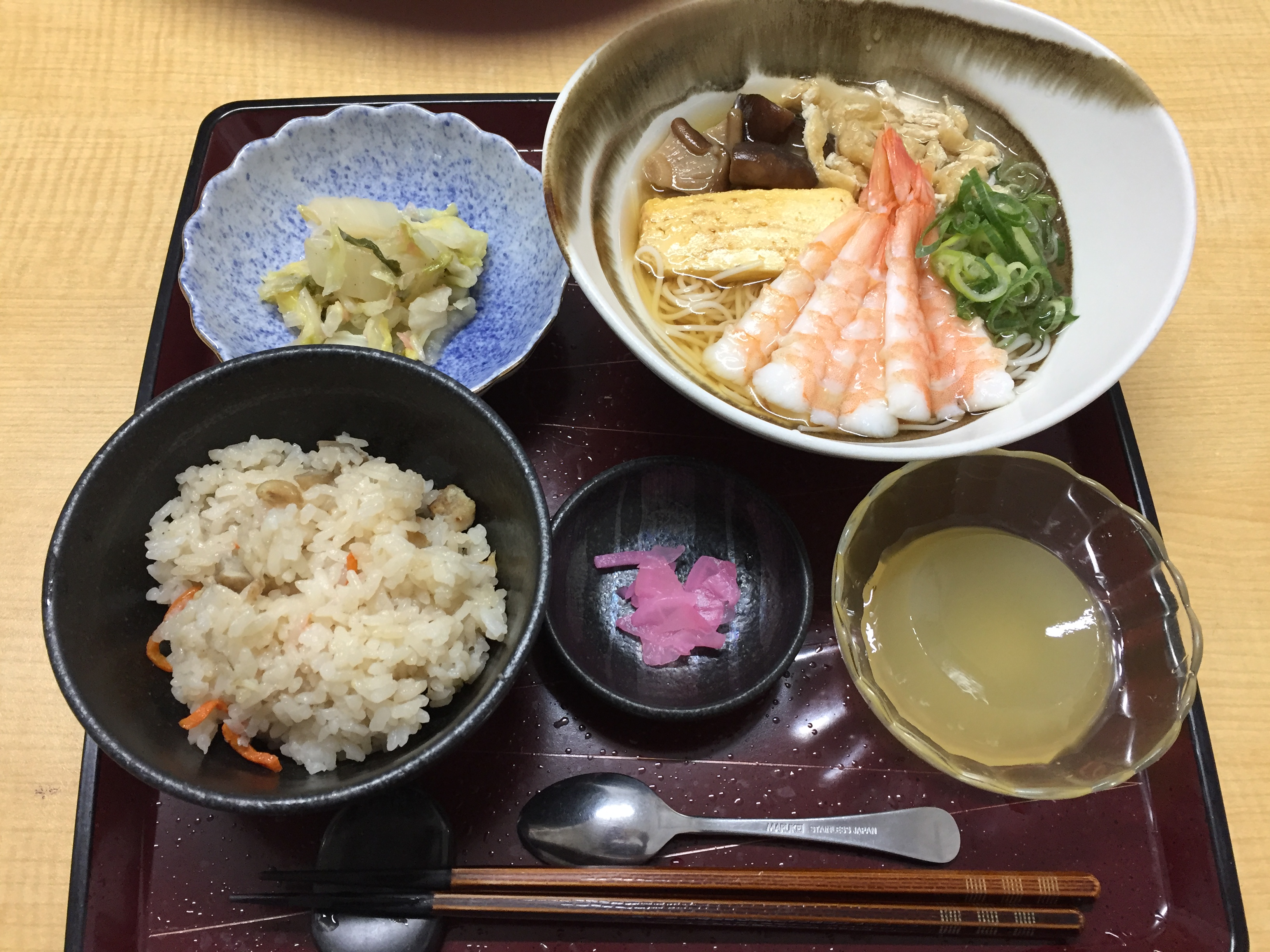 くみのき苑もず陵南　煮麺