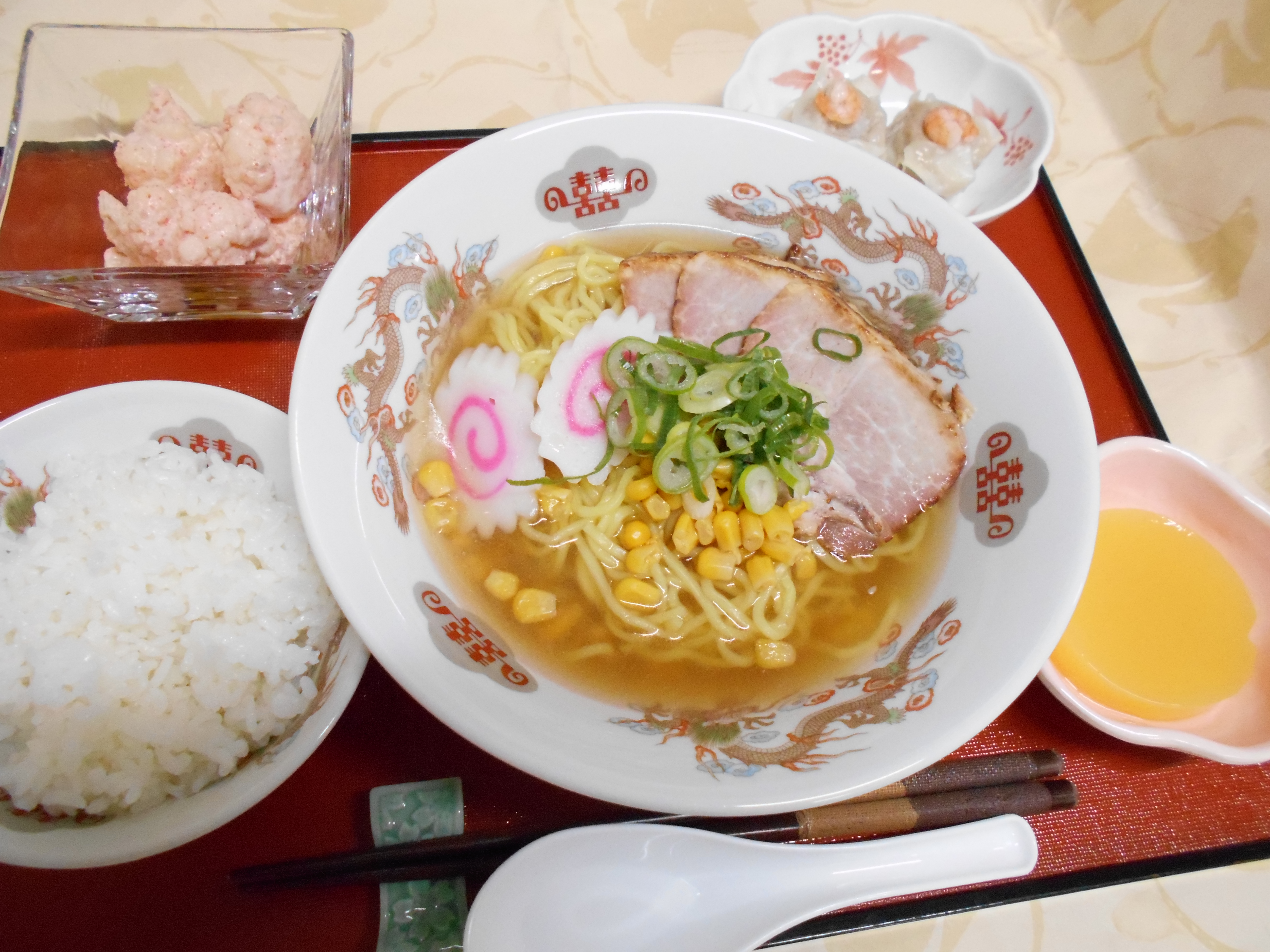 くみのき苑本部　醤油ラーメン