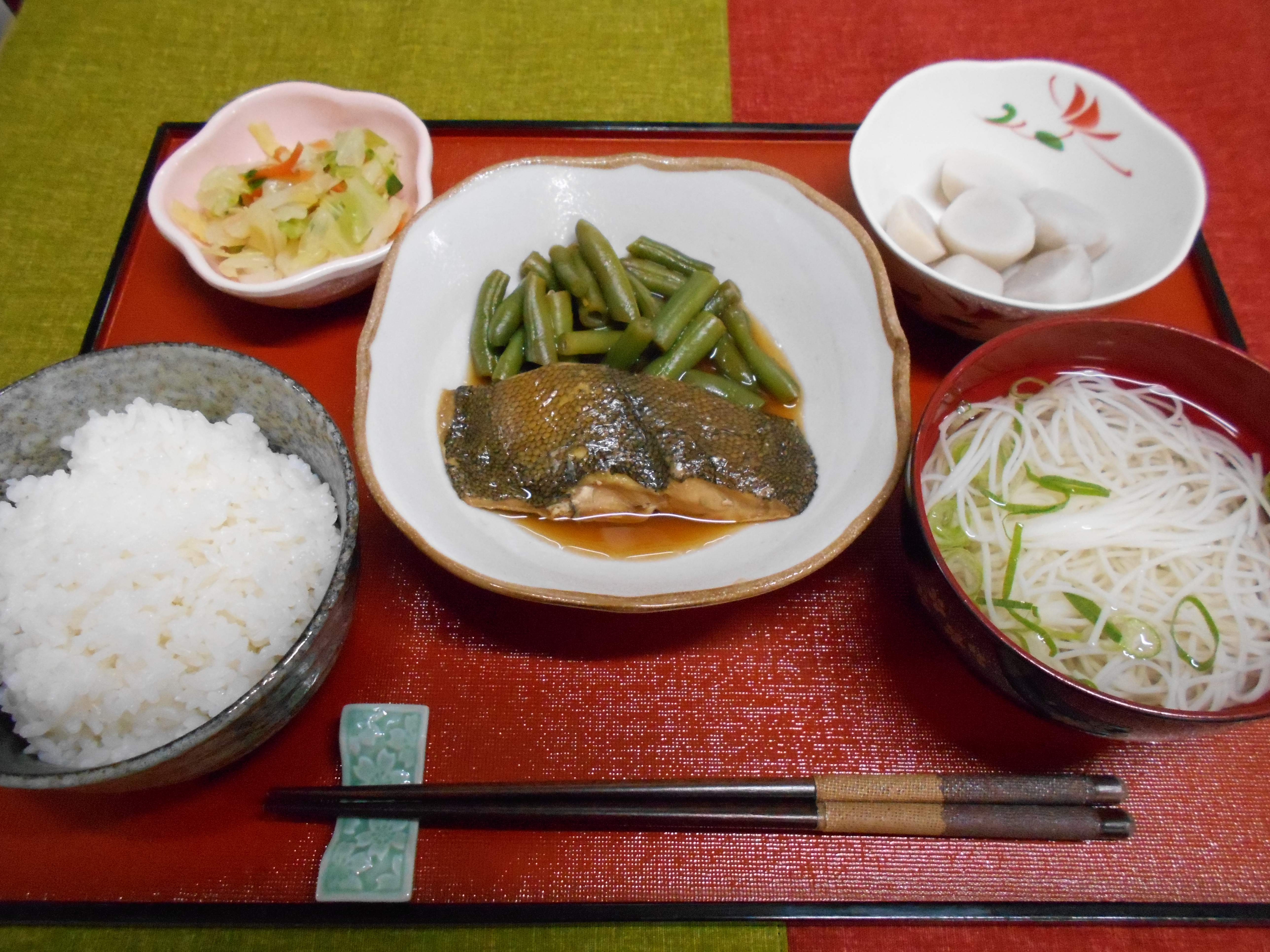 くみのき苑本部　黄金かれいの煮付