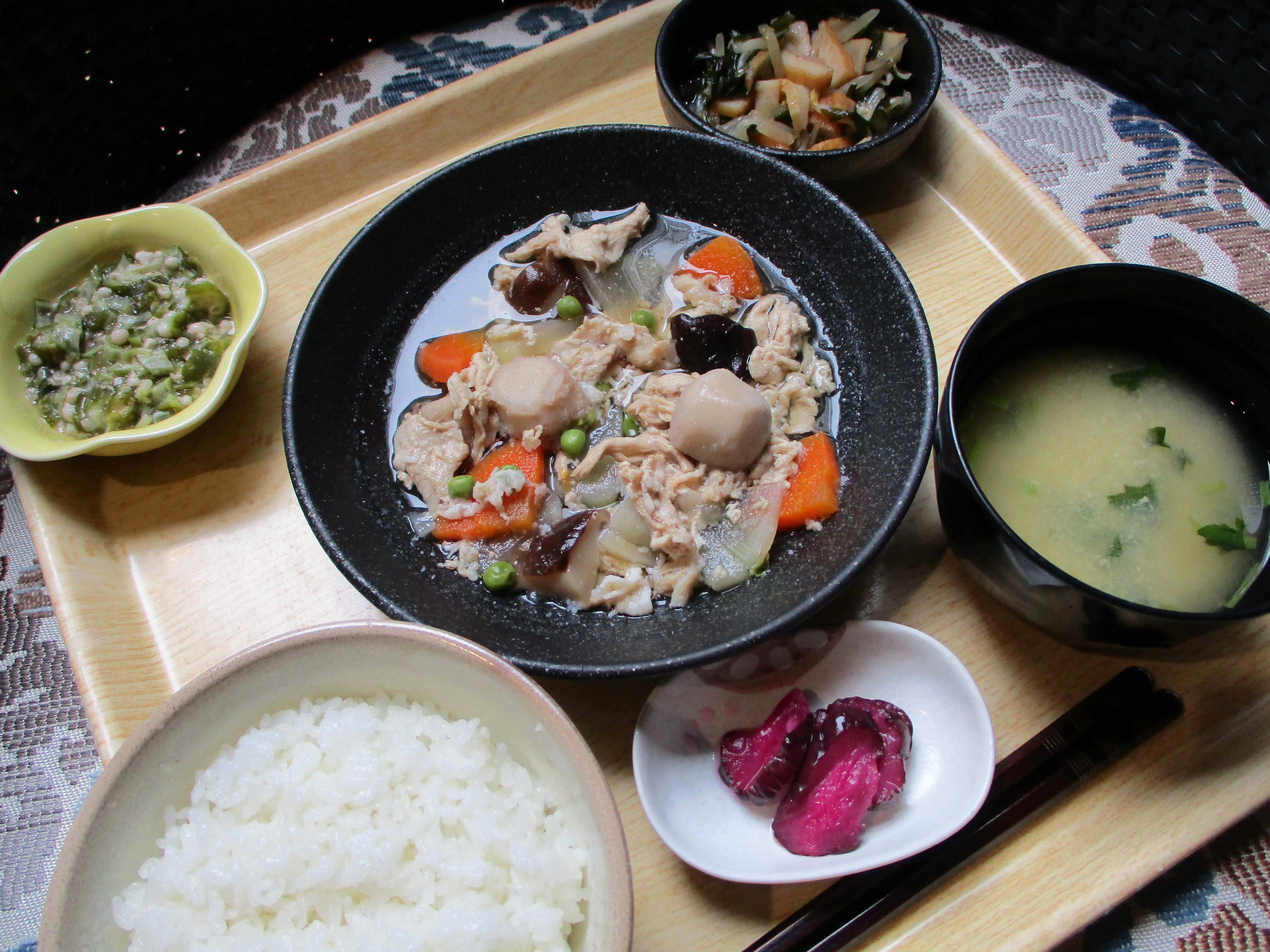 くみのき苑しらさぎ　豚肉と野菜の旨煮