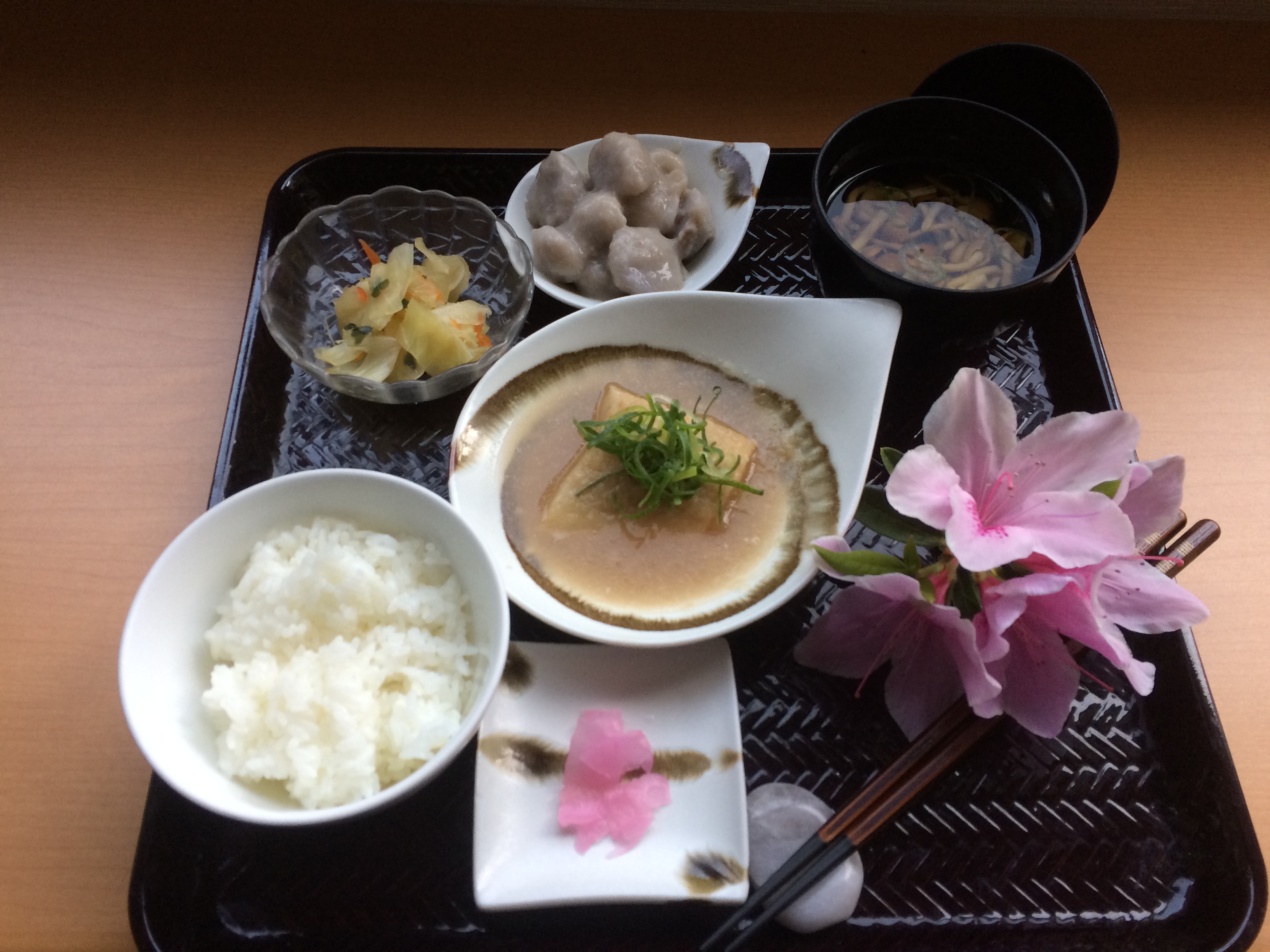 くみのき苑もず陵南　からすかれいの卸煮