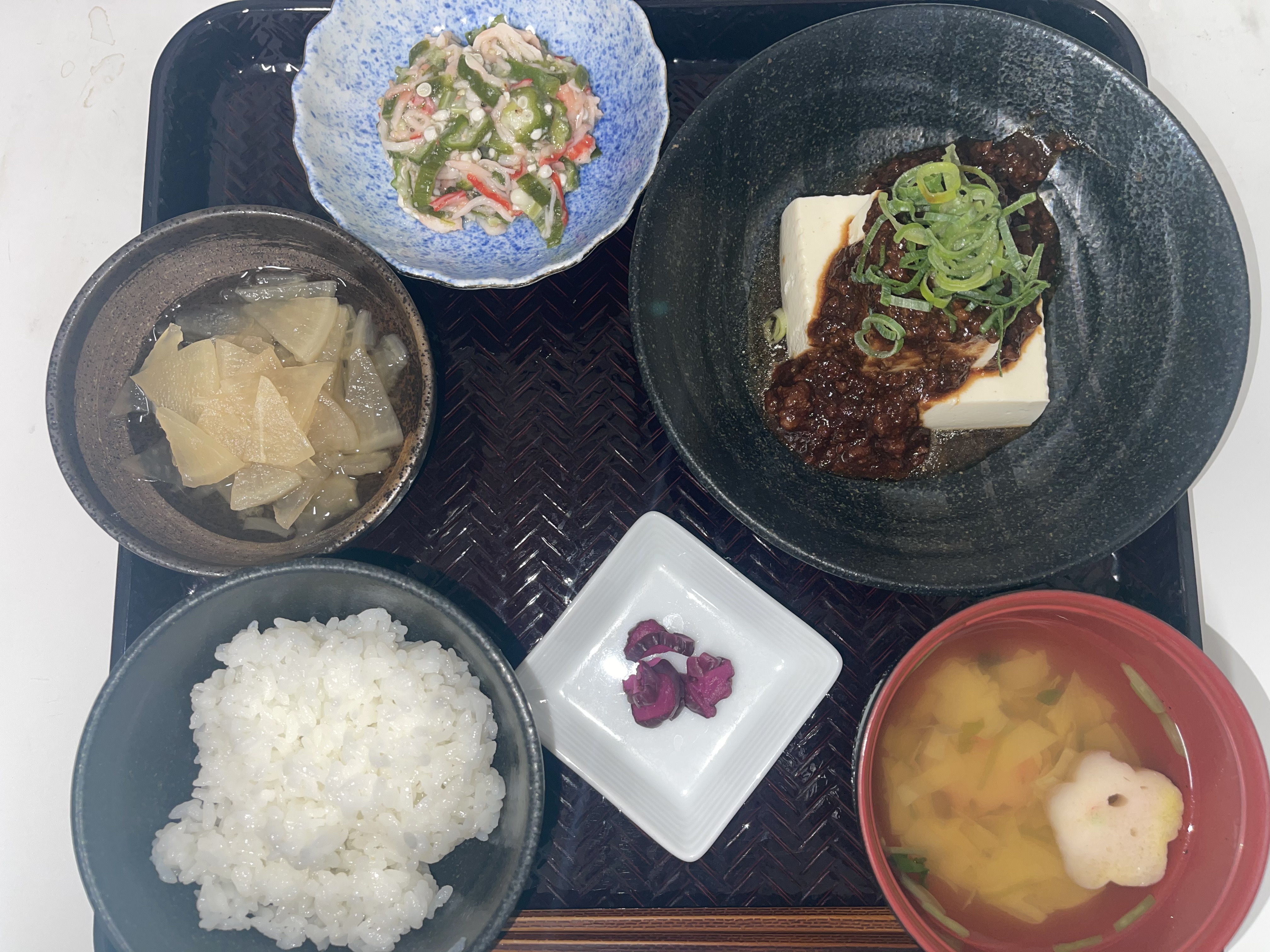 くみのき苑もず陵南　肉味噌豆腐