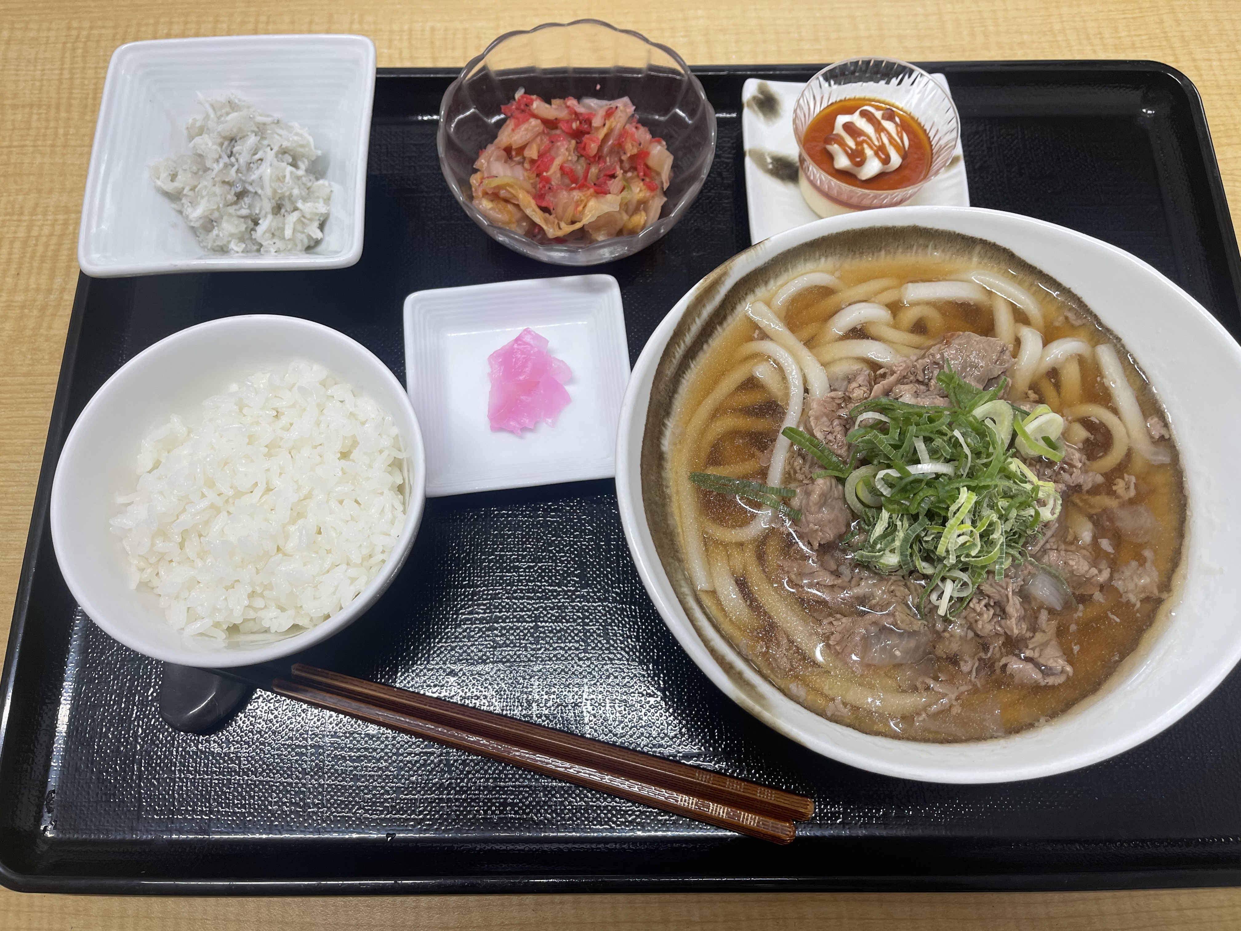 くみのき苑もず陵南　肉うどん