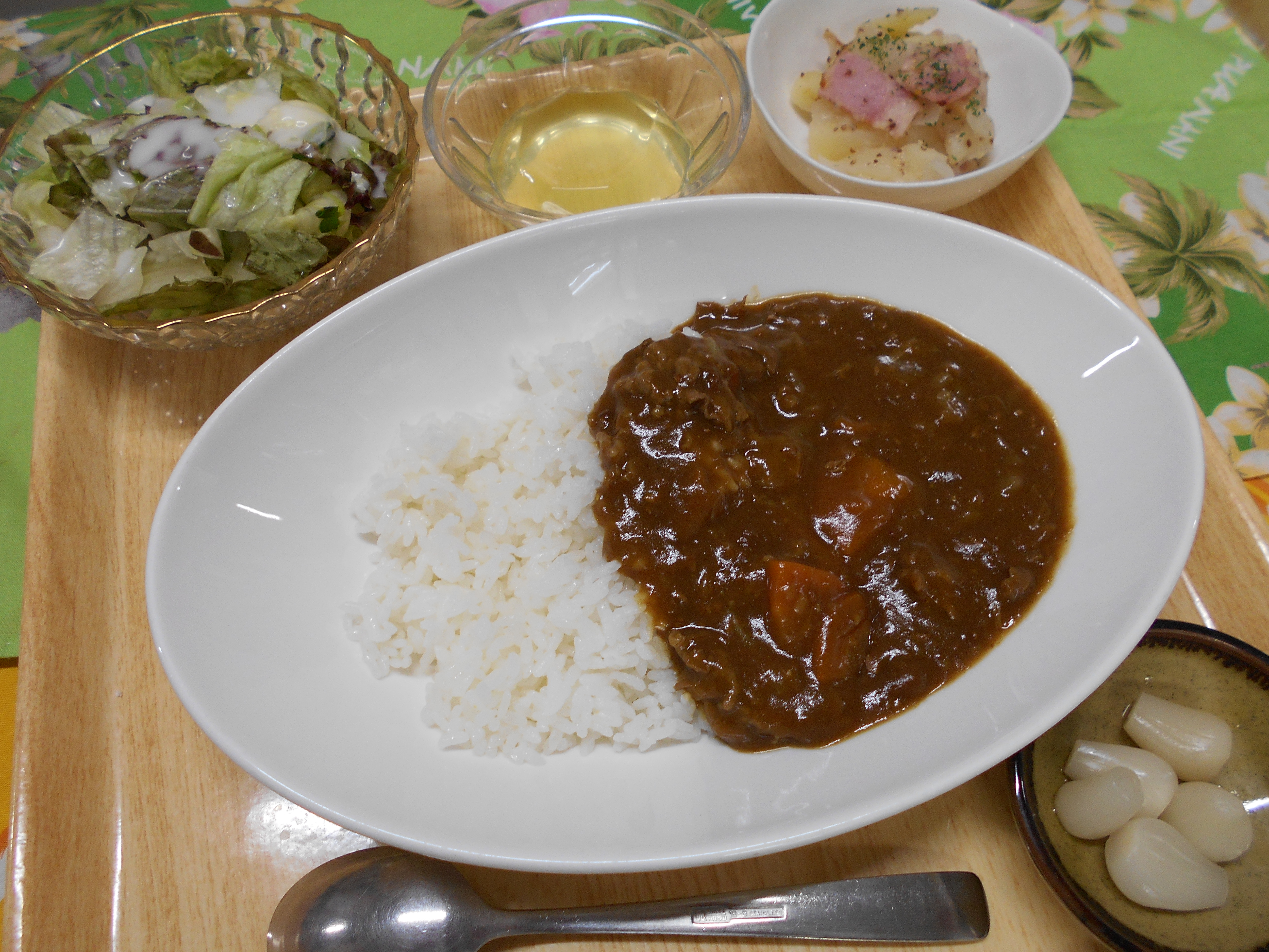 くみのき苑本部　カレーライス