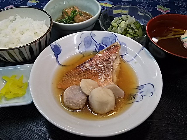 くみのき苑堺北　赤魚の煮付