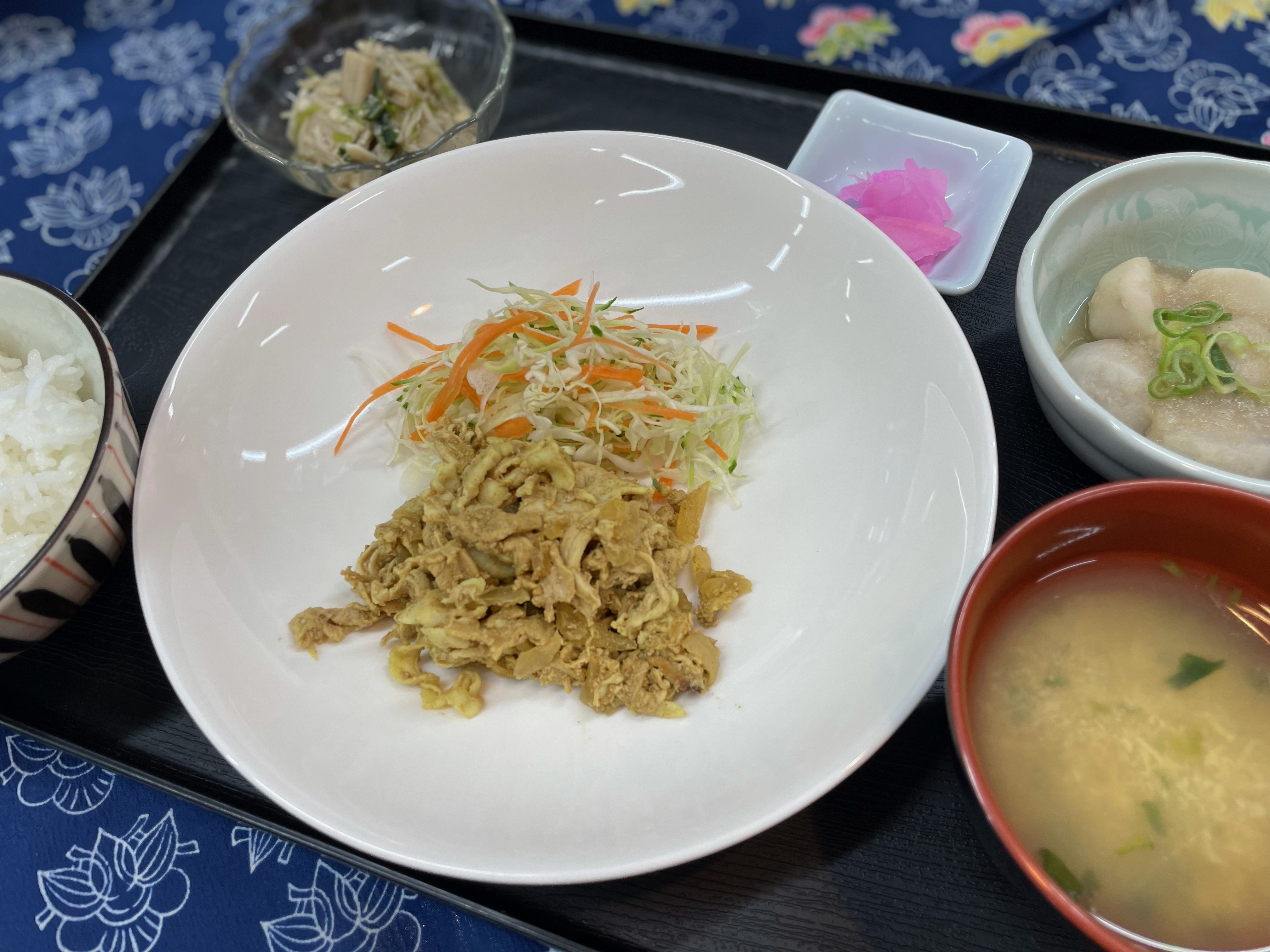 くみのき苑堺北　豚肉のカレー照焼