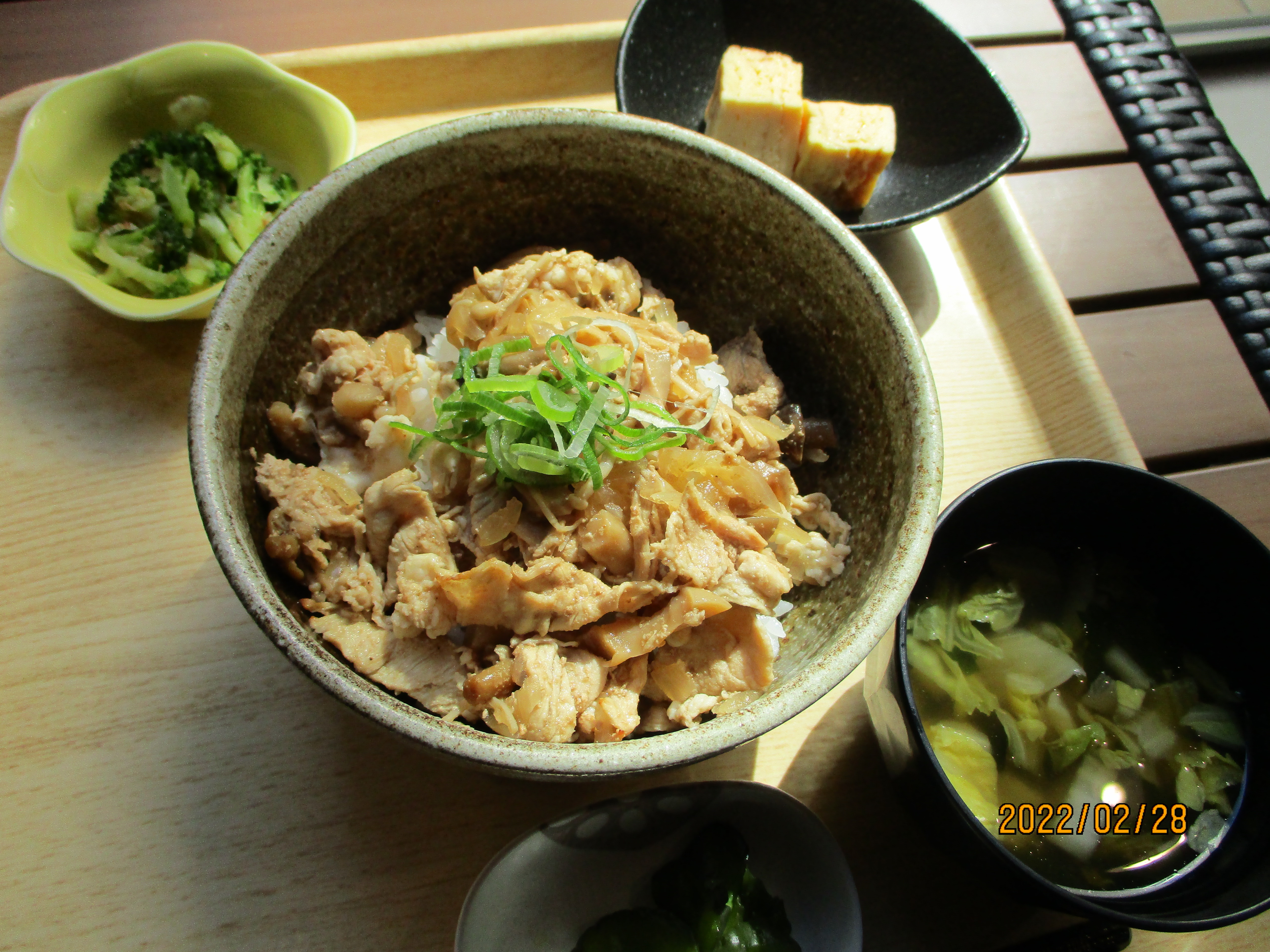 くみのき苑しらさぎ　豚肉キノコ甘辛丼